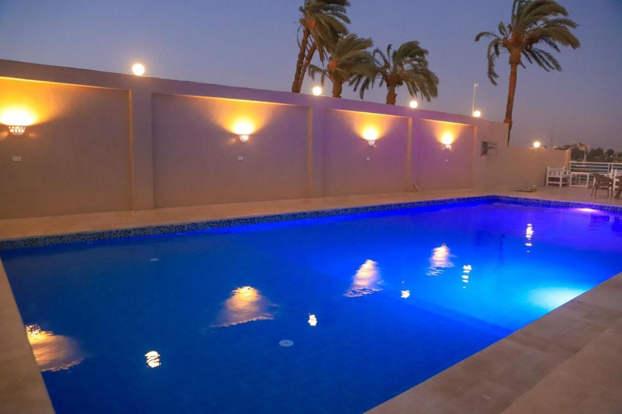 לוקסור Royal Nile Villas - Pool View Apartment 2 מראה חיצוני תמונה