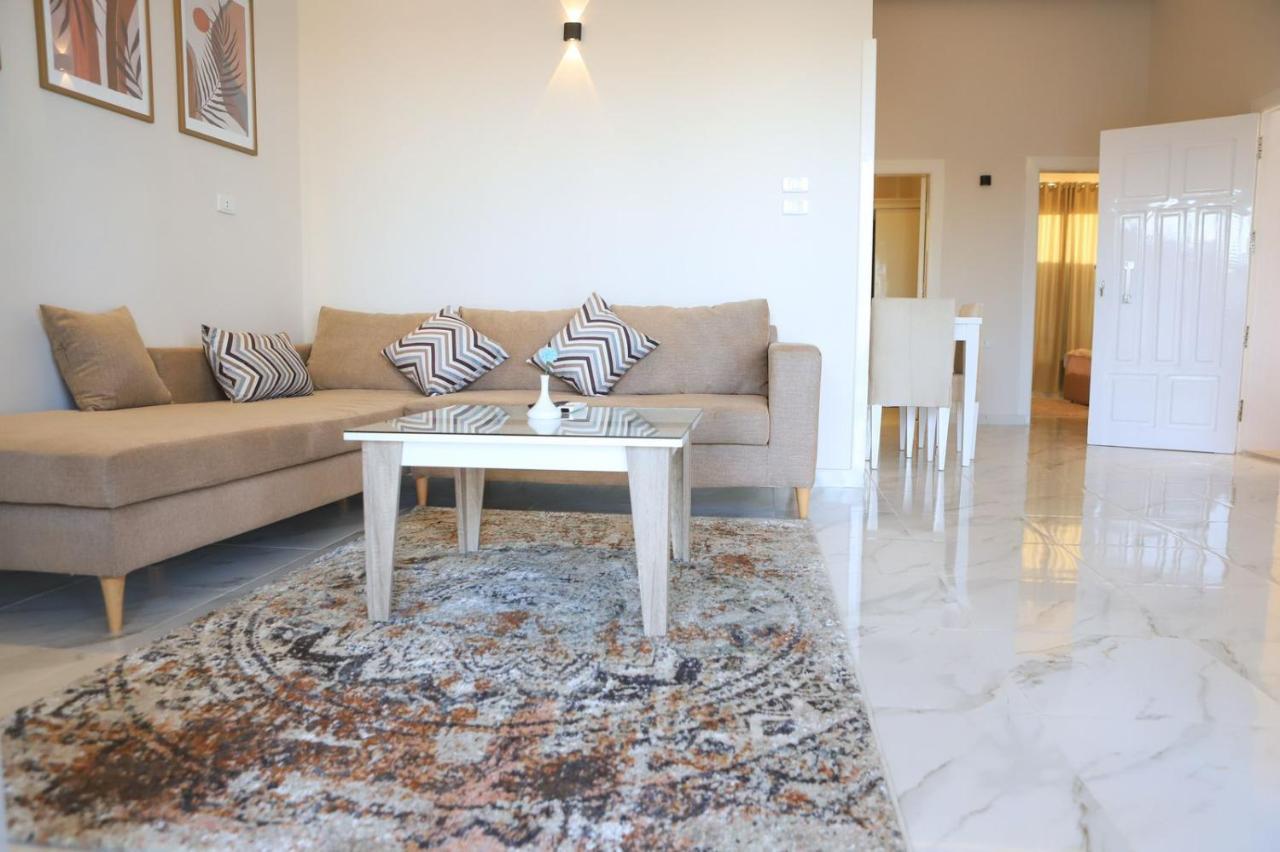 לוקסור Royal Nile Villas - Pool View Apartment 2 מראה חיצוני תמונה