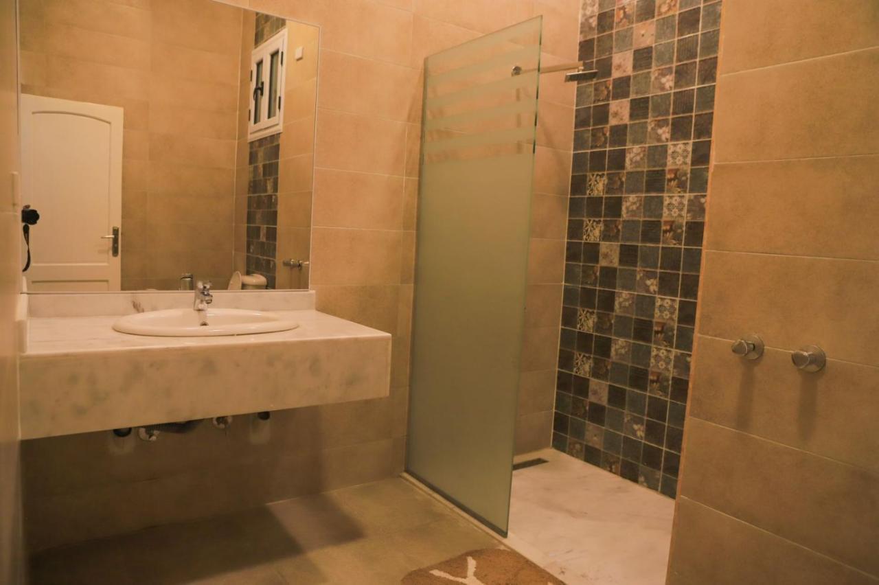 לוקסור Royal Nile Villas - Pool View Apartment 2 מראה חיצוני תמונה