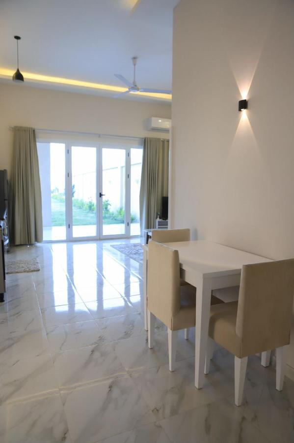 לוקסור Royal Nile Villas - Pool View Apartment 2 מראה חיצוני תמונה