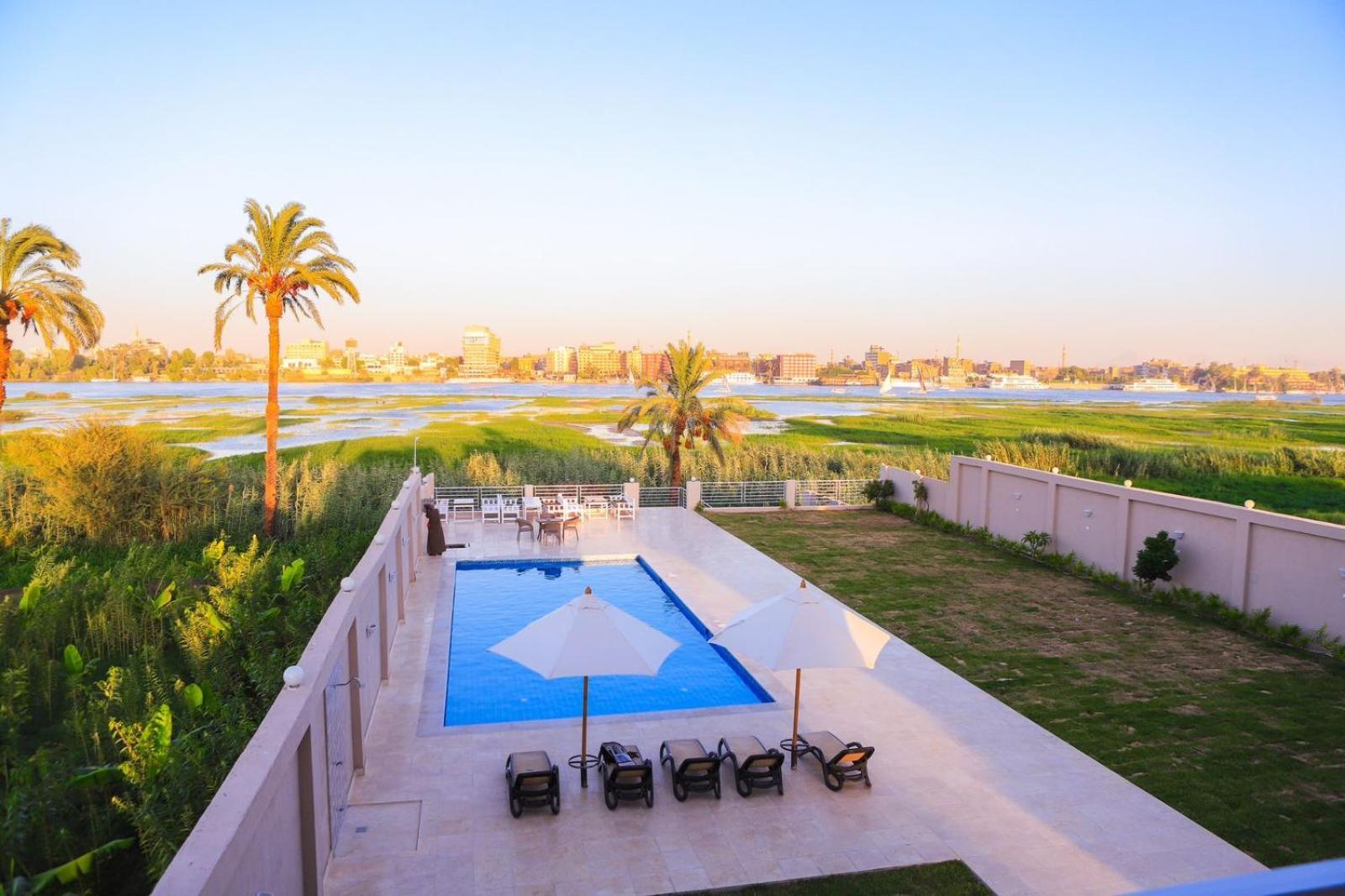לוקסור Royal Nile Villas - Pool View Apartment 2 מראה חיצוני תמונה
